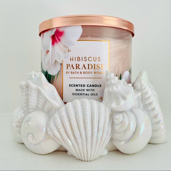 Bath & Body Works Other - Bath and Body Works seashell candle holder